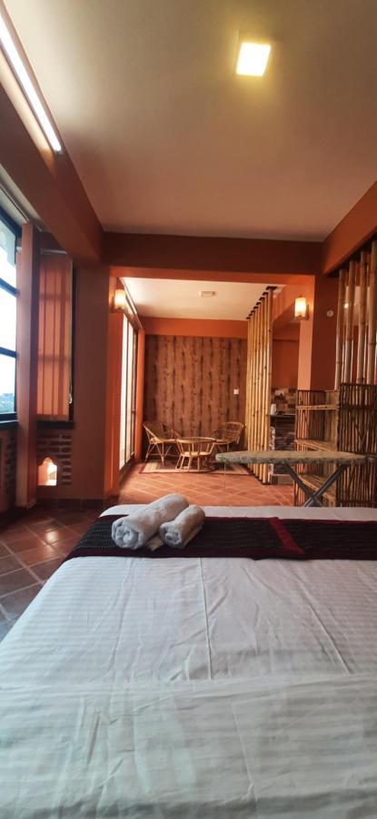 Looniva Guest House Lalitpur Exterior photo